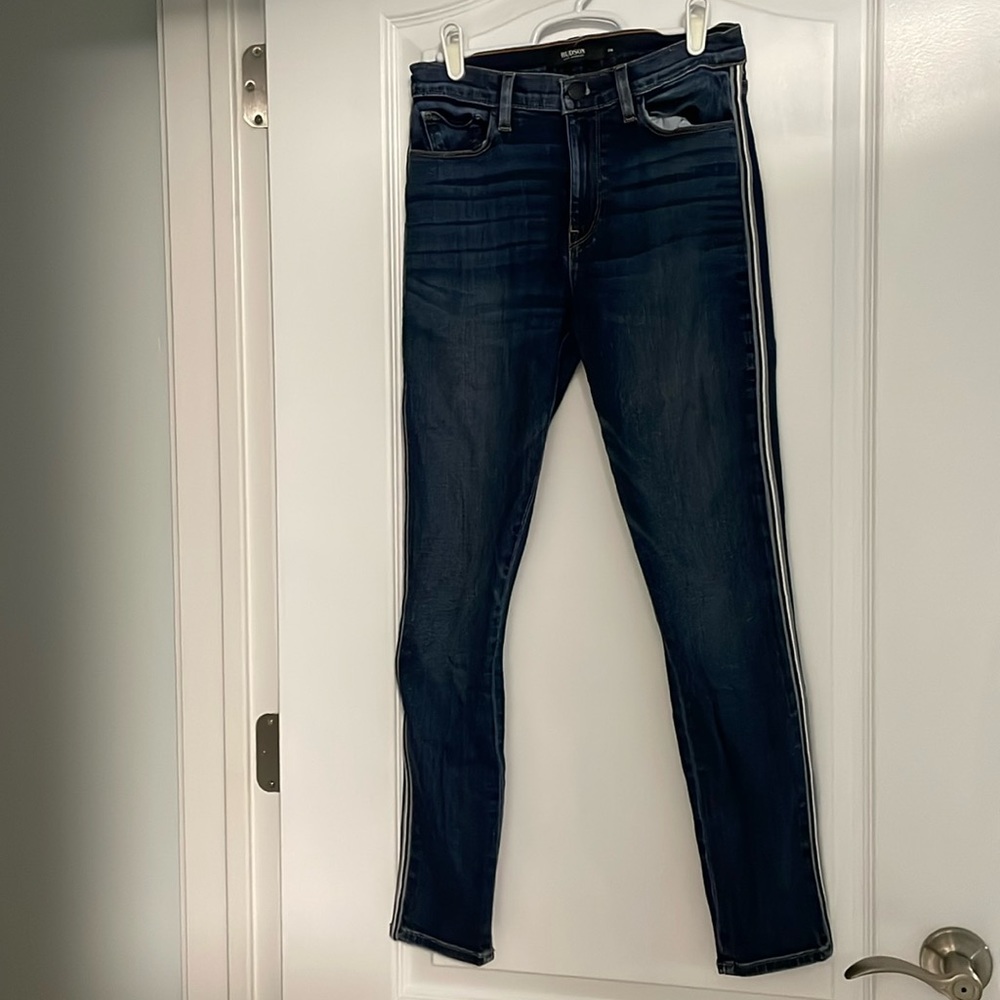 Hudson skinny jeans with stripe down the leg, size 26